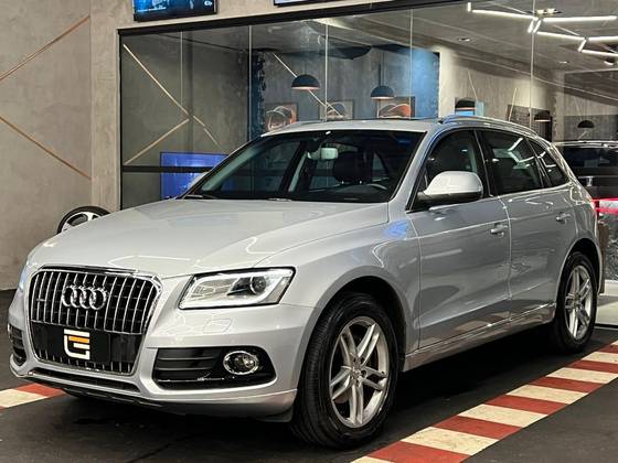 AUDI Q5 2.0 TFSI AMBIENTE 16V 225CV GASOLINA 4P AUTOMÁTICO